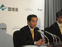 井上副大臣