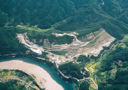 鉱山跡地
